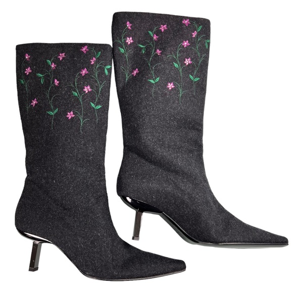 Bruno Magli Wool and Leather Embroidered Boots Size 8 Made in Italy - Picture 1 of 17